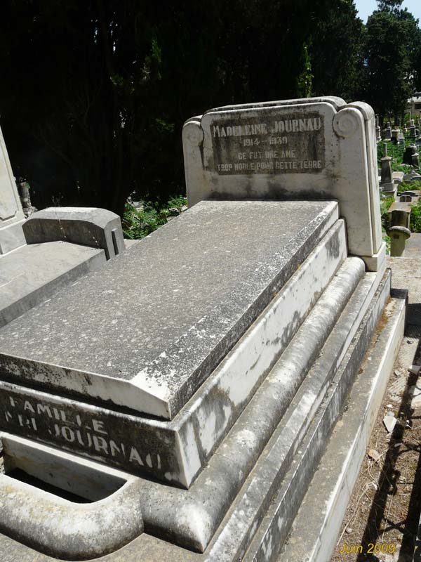 CHICHE Fredj का स्मारक